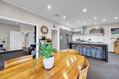 Photo of property in 17 Turi Street, Welbourn, New Plymouth, 4312