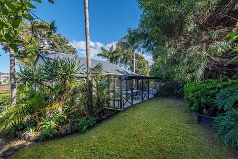 Photo of property in 8 Bellcroft Place, Belmont, Auckland, 0622