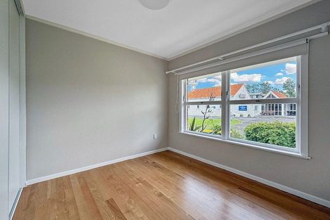 Photo of property in 4/7 Hastings Road, Mairangi Bay, Auckland, 0630