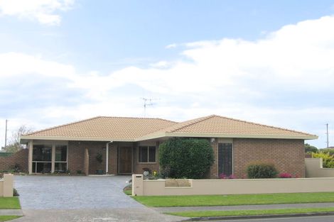 Photo of property in 45 Bayfair Drive, Mount Maunganui, 3116