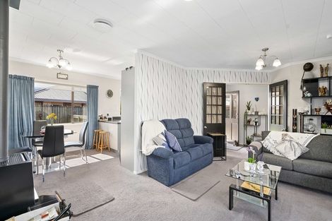 Photo of property in 30 Nikau Street, Inglewood, 4330