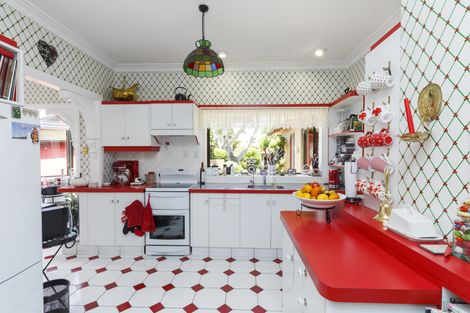 Photo of property in 302 Park Road, Hokowhitu, Palmerston North, 4410