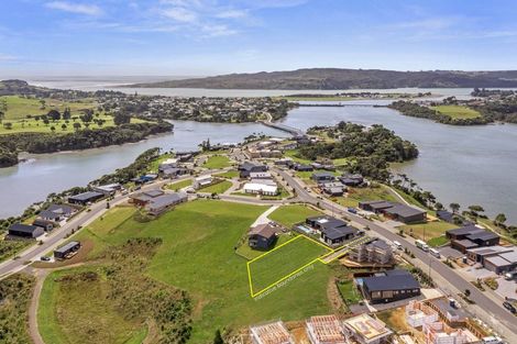 Photo of property in 48 Rangitahi Road, Raglan, 3225