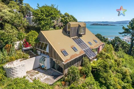 Photo of property in 39 Nikau Road, Point Howard, Lower Hutt, 5013