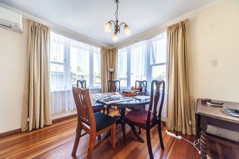 Photo of property in 7 Magnolia Grove, Maungaraki, Lower Hutt, 5010