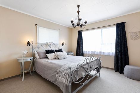 Photo of property in 320 Papamoa Beach Road, Papamoa Beach, Papamoa, 3118