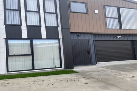 Photo of property in 13a Lipton Grove, Opaheke, Papakura, 2113