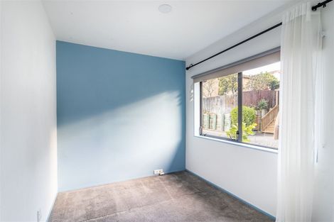 Photo of property in 3 Zeralto Lane, Mount Roskill, Auckland, 1041