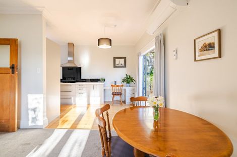 Photo of property in 15 Mataora Road, Kenmure, Dunedin, 9011