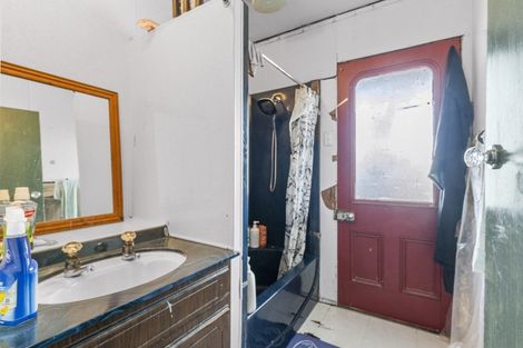 Photo of property in 86 Victoria Street, Kaponga, Hawera, 4679