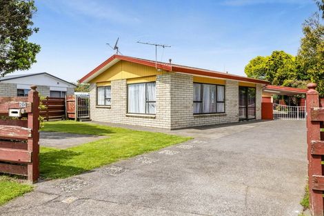 Photo of property in 206 Waihi Road, Hawera, 4610