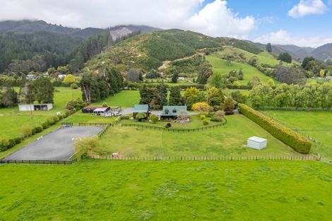 Photo of property in 39 Colletts Road, Mangaroa, Upper Hutt, 5371