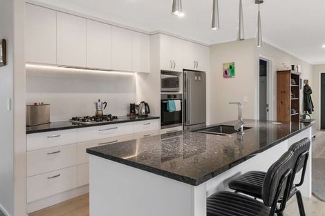 Photo of property in 60 Leeward Drive, Whitianga, 3510