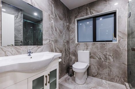 Photo of property in 13d Trimmer Terrace, Papatoetoe, Auckland, 2025