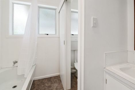 Photo of property in 1/17 Clifton Drive, Waitara, 4320