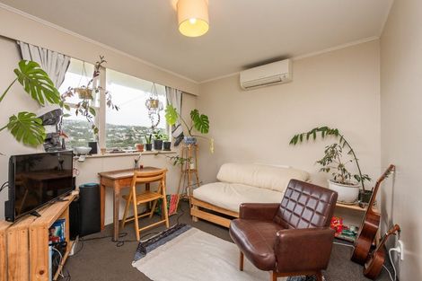 Photo of property in 126 Eden Street, Island Bay, Wellington, 6023