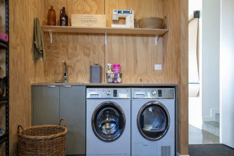 Photo of property in 13 Rangitahi Road, Raglan, 3225