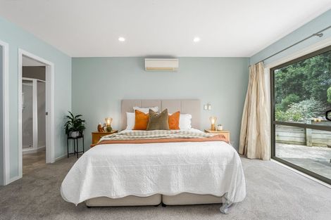 Photo of property in 121 Te Puia Drive, Aotea, Porirua, 5024