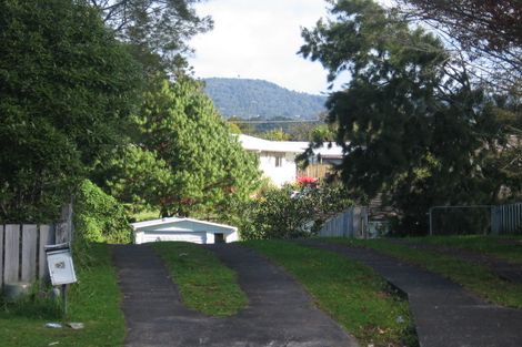 Photo of property in 52 Coburg Street, Henderson, Auckland, 0612