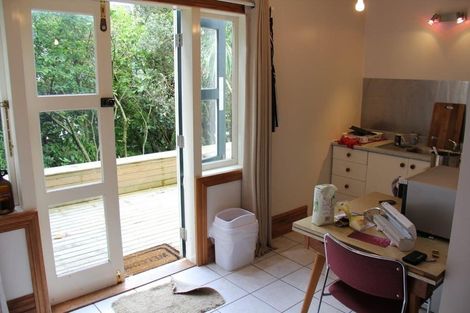 Photo of property in 5 Allenby Terrace, Wellington Central, Wellington, 6011