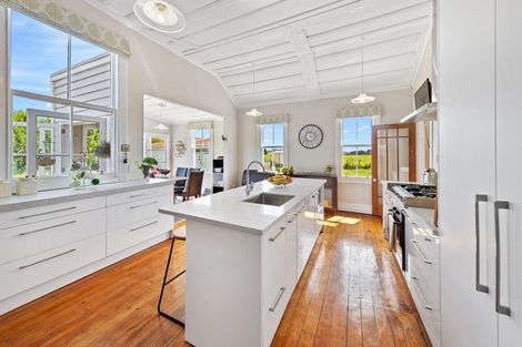 Photo of property in 557 Waiuku Road, Mauku, Pukekohe, 2678