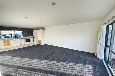 Photo of property in 12/1 Briar Way, New Lynn, Auckland, 0600