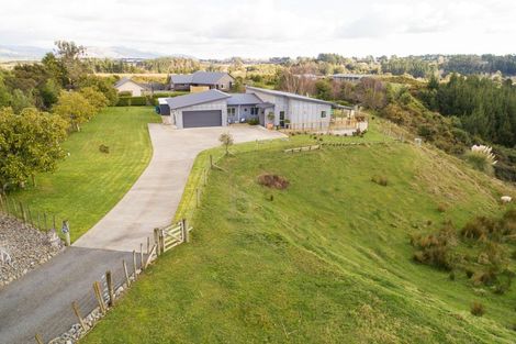 Photo of property in 74 Polson Hill Drive, Aokautere, Palmerston North, 4471