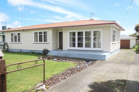 Photo of property in 12 Rata Street, Levin, 5510