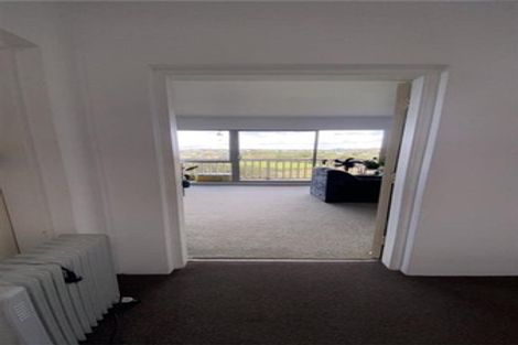 Photo of property in 3/104 Sylvan Avenue, Northcote, Auckland, 0627
