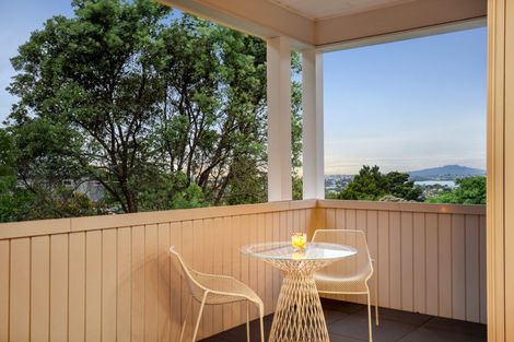 Photo of property in 73 Hinemoa Street, Birkenhead, Auckland, 0626