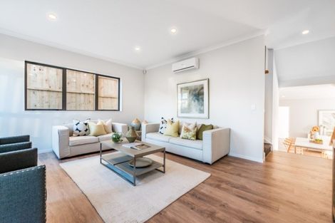 Photo of property in 17 Mcquoids Road, Flat Bush, Auckland, 2019