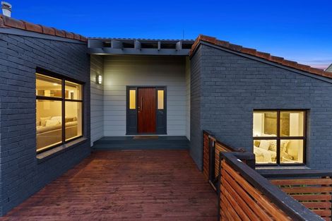 Photo of property in 179 Tutere Street, Waikanae Beach, Waikanae, 5036