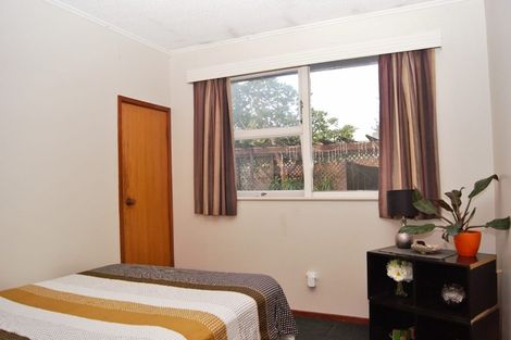 Photo of property in 53 Waitaki Street, Henderson, Auckland, 0612