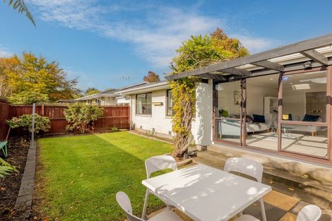 Photo of property in 42 Parkstone Avenue, Ilam, Christchurch, 8041