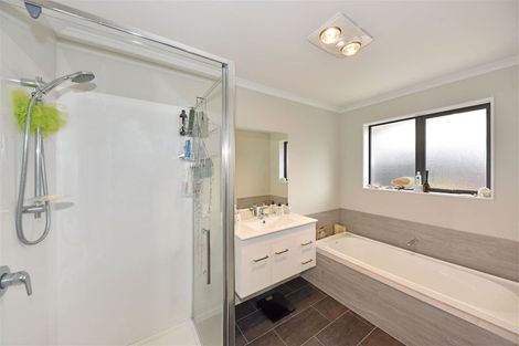 Photo of property in 2 Tara Crescent, Woodend, 7610