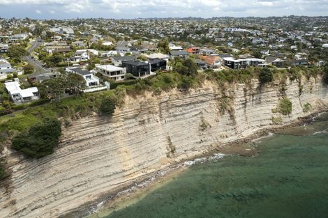 Photo of property in 119 Churchill Road, Rothesay Bay, Auckland, 0630