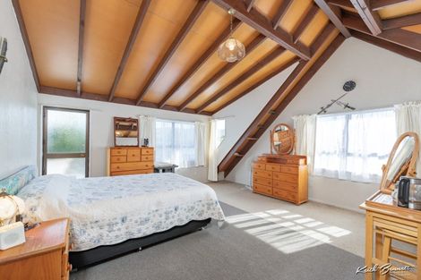 Photo of property in 44a Wilford Street, Wallaceville, Upper Hutt, 5018