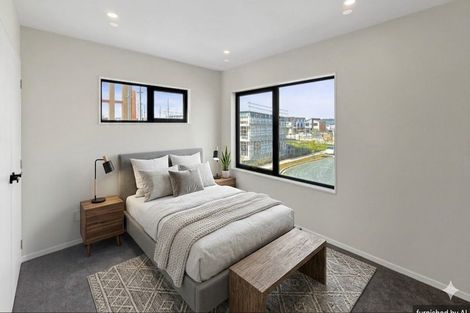 Photo of property in 43 Picnic Point Road, Hobsonville, 0616