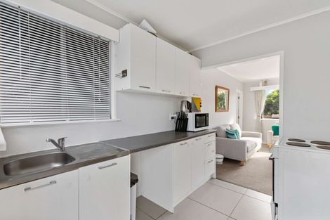 Photo of property in 2/259 Royal Road, Massey, Auckland, 0614