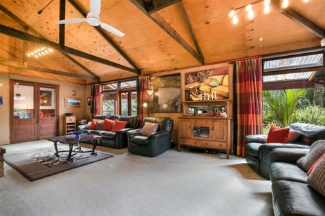 Photo of property in 118 Bethells Road, Waitakere, Henderson, 0781