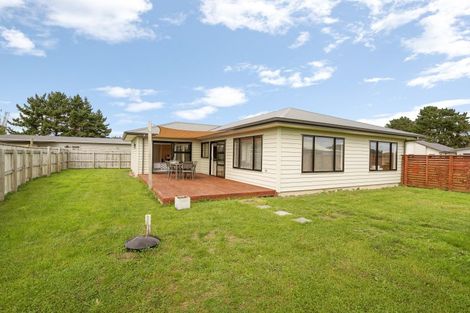 Photo of property in 1 Dow Chung Place, Otaki, 5512