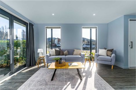 Photo of property in 43 Bradwell Crescent, Halswell, Christchurch, 8025