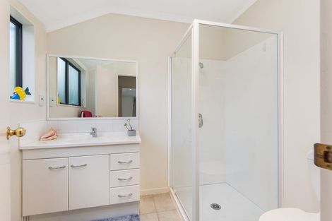 Photo of property in 131 Summerhill Drive, Fitzherbert, Palmerston North, 4410