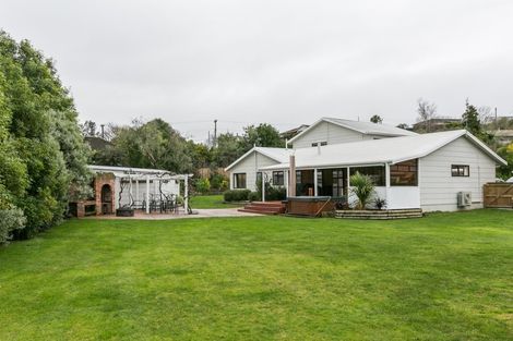 Photo of property in 40a Palmerston Road, Havelock North, 4130