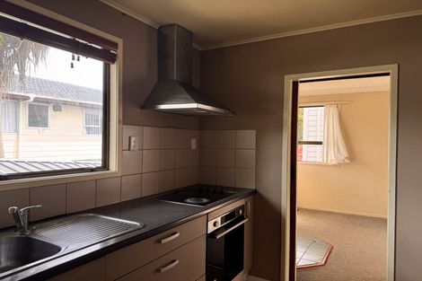 Photo of property in 119 Aviemore Drive, Highland Park, Auckland, 2010