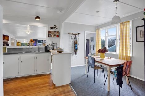 Photo of property in 30 Leicester Street, Patea, 4520