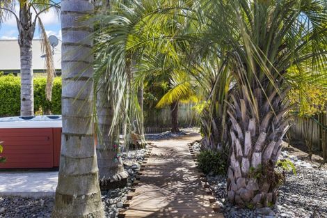 Photo of property in 68 Callum Brae Drive, Rototuna, Hamilton, 3210