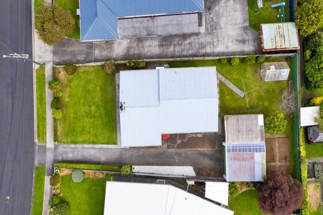 Photo of property in 12 Manu Crescent, Upper Vogeltown, New Plymouth, 4310