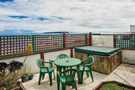 Photo of property in 16 Moana Road, Plimmerton, Porirua, 5026
