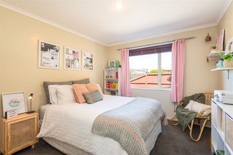 Photo of property in 7 Riverwood Boulevard, Redwood, Christchurch, 8051